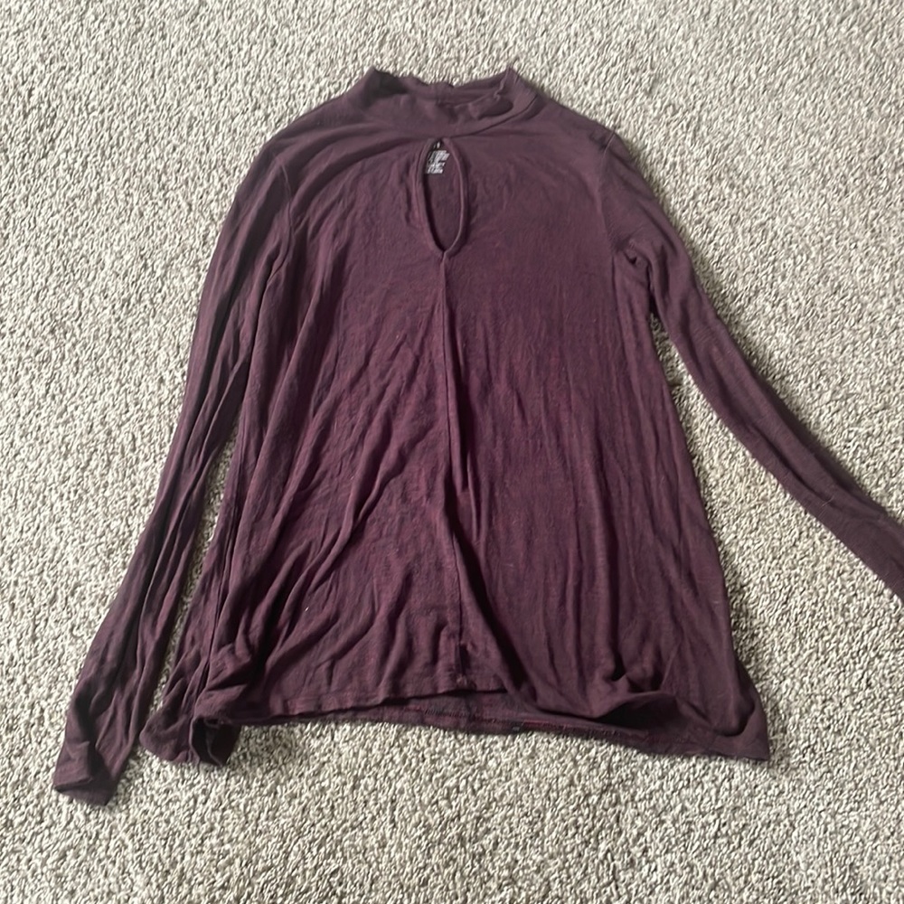 Shirt with cut out